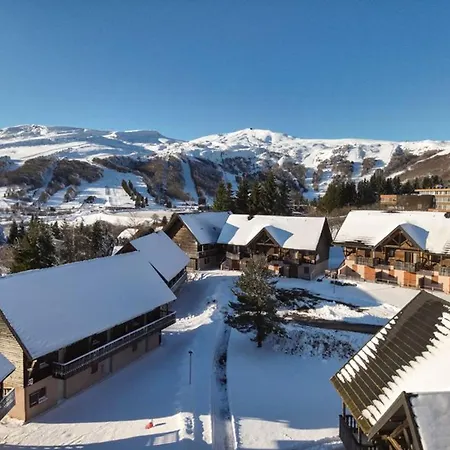 아파트 Deux Pieces Au Calme Avec Piscine A Super-besse - Fr-1-814-169 Vassiviere (Puy de Dome)